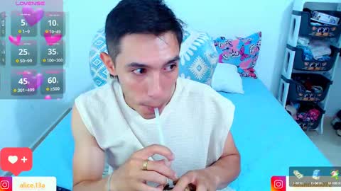 CATALINA Y ANDRES online show from March 12, 2:20 am