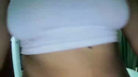 Snapshot of alicia_dolll chatting on May 25, 5:35 am Effy nice to meet you 3 online show from May 25, 5:35 am