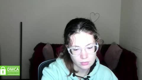 Alicia online show from October 27, 12:09 pm