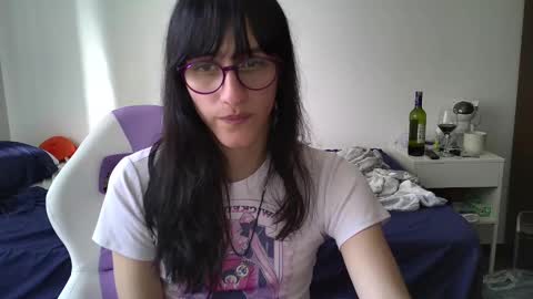 Alice online show from February 8, 9:25 pm