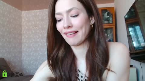 Alicia online show from March 6, 8:08 am