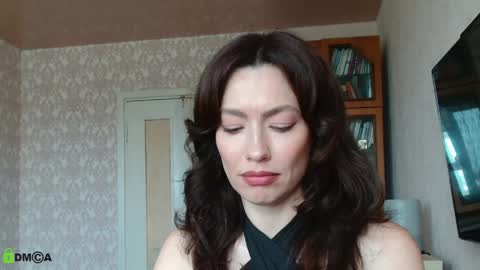 Snapshot of alicia_savory chatting on June 6, 9:03 am Alicia online show from June 6, 9:03 am