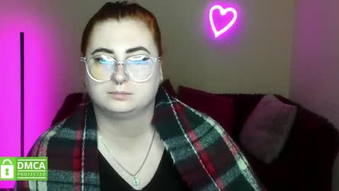 Alicia online show from November 12, 6:36 am