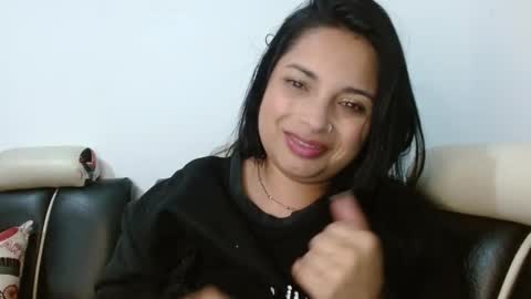 Snapshot of alicia_va chatting on December 18, 5:04 am Alice online show from December 18, 5:04 am