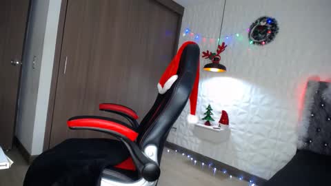 Ali online show from December 21, 3:31 pm