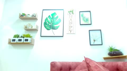 aliciacute    online show from February 13, 8:27 pm