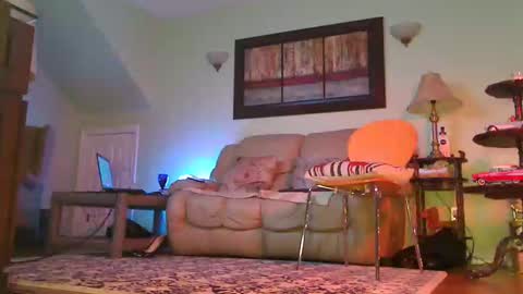 Alicia deHart  Help me reach 1000 Followers. Its FREE online show from February 2, 10:30 pm