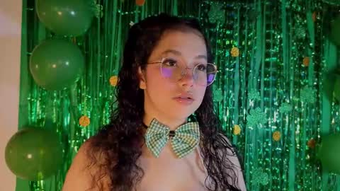 Snapshot of alicialevy chatting on March 17, 11:13 am LUNA online show from March 17, 11:13 am