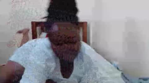 Snapshot of alicialust1 chatting on January 27, 8:40 am alicialust1 online show from January 27, 8:40 am