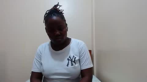 Snapshot of alicialust1 chatting on February 18, 7:19 pm alicialust1 online show from February 18, 7:19 pm