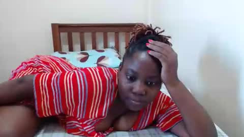 Snapshot of alicialust1 chatting on March 5, 5:50 am alicialust1 online show from March 5, 5:50 am