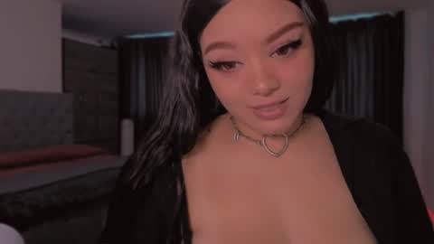 Snapshot of aliciawonderland__ chatting on February 3, 3:49 pm aliciawonderland__ online show from February 3, 3:49 pm