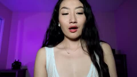 Alicia Hebi online show from November 2, 2:08 pm