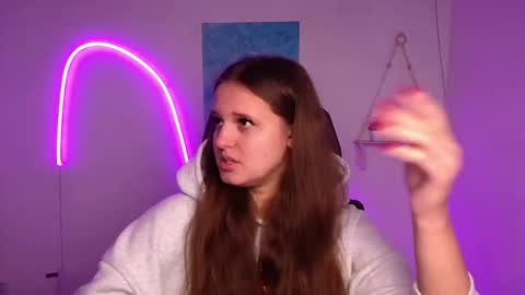 Snapshot of alicie_dream_ chatting on October 21, 11:22 am Alicie online show from October 21, 11:22 am