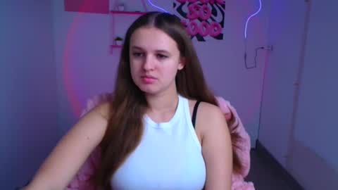 Snapshot of alicie_dream_ chatting on November 4, 6:23 am Alicie online show from November 4, 6:23 am