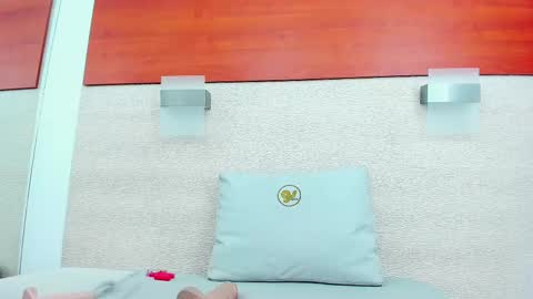 im tutti online show from November 13, 2:10 am