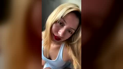 Snapshot of alicie_oconoor chatting on June 13, 9:35 pm Karla Oconoor online show from June 13, 9:35 pm