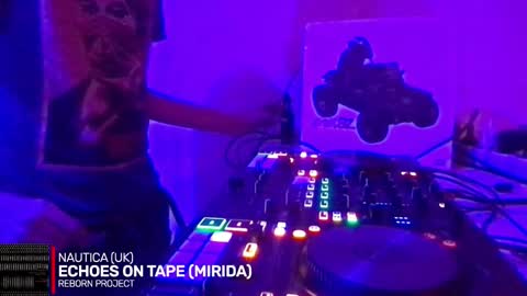 Snapshot of alien8720 chatting on October 14, 5:36 pm busco rockera online show from October 14, 5:36 pm