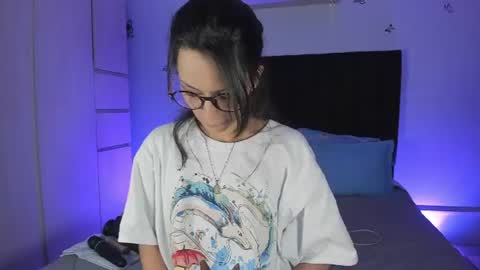 Aiko  Independent Model  online show from July 17, 9:30 pm