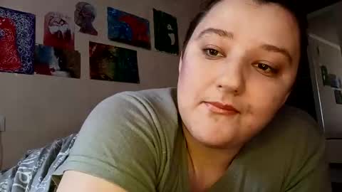 Snapshot of alifil3 chatting on October 26, 10:32 am Alifil3 online show from October 26, 10:32 am