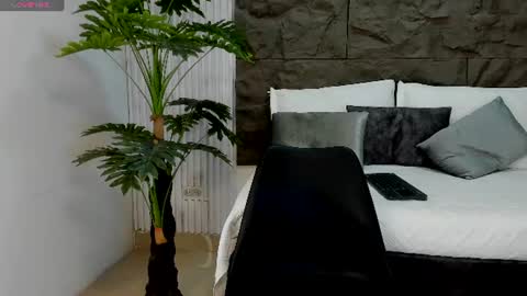 Alice online show from July 17, 12:01 pm