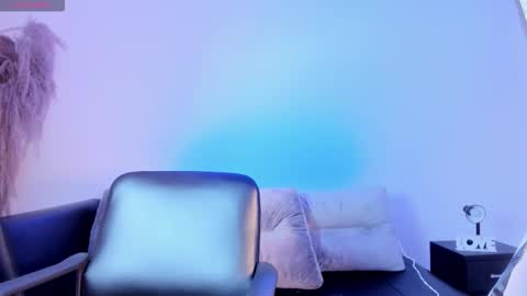 Alice online show from October 16, 8:21 pm