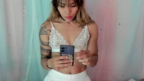 aliissa moree online show from November 22, 9:14 pm