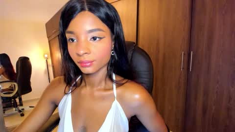 Snapshot of alika_houston chatting on September 11, 4:12 am IG Alik nasso online show from September 11, 4:12 am