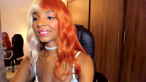 Snapshot of alika_houston chatting on October 2, 3:46 am IG Alik nasso online show from October 2, 3:46 am