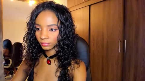 Snapshot of alika_houston chatting on October 15, 2:33 am IG Alik nasso online show from October 15, 2:33 am