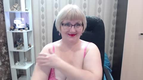 alina672211 online show from February 9, 5:11 am