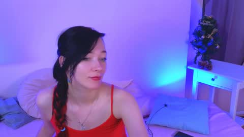 Snapshot of alina_cute_ chatting on December 27, 5:05 pm Alina online show from December 27, 5:05 pm