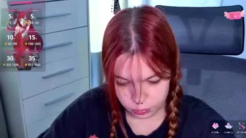 Snapshot of alinabae chatting on June 24, 7:51 am Alina and Ben online show from June 24, 7:51 am