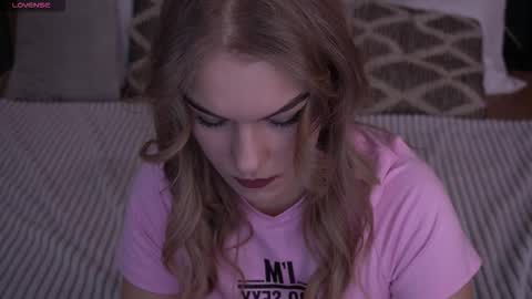 Snapshot of alinalemon chatting on February 3, 1:05 pm Alina online show from February 3, 1:05 pm