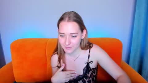 alinawise online show from December 20, 4:09 am