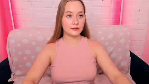 Snapshot of alinawise chatting on February 27, 2:11 am alinawise online show from February 27, 2:11 am