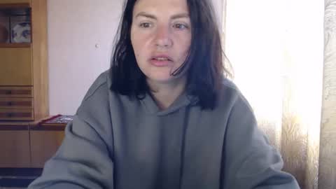 AlinaxJames online show from April 26, 7:28 am