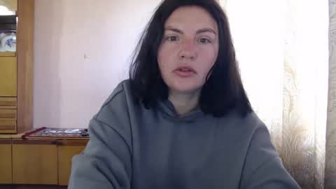 AlinaxJames online show from April 27, 7:39 am