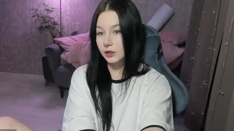 Aline Greeeen online show from October 12, 1:21 pm