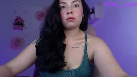 Snapshot of alisa__cain chatting on May 29, 8:34 am Alejandra online show from May 29, 8:34 am