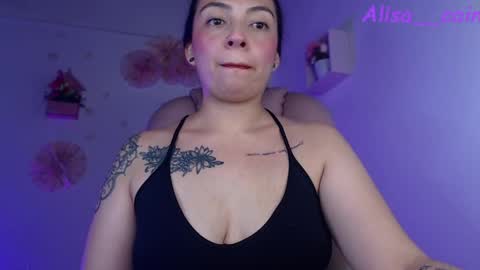 Snapshot of alisa__cain chatting on June 2, 7:21 am Alejandra online show from June 2, 7:21 am