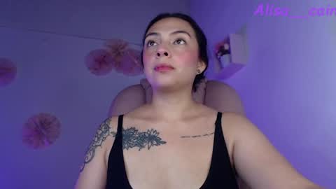 Snapshot of alisa__cain chatting on June 6, 8:08 am Alejandra online show from June 6, 8:08 am