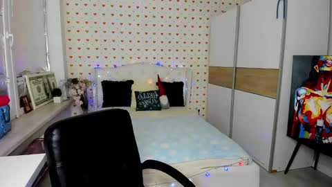 alisa_glamur online show from December 10, 1:44 pm