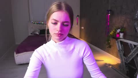 alisa_glamur online show from February 25, 5:04 pm
