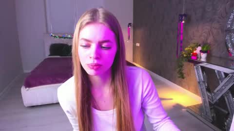 alisa_glamur online show from February 26, 5:17 pm