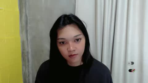 Snapshot of alisa_kiss_ chatting on December 15, 4:37 pm Shanti xhey online show from December 15, 4:37 pm