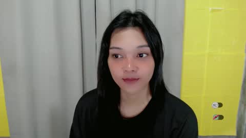 Snapshot of alisa_kiss_ chatting on December 23, 5:32 pm Shanti xhey online show from December 23, 5:32 pm