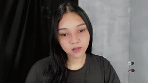 Shanti xhey online show from October 28, 10:56 pm