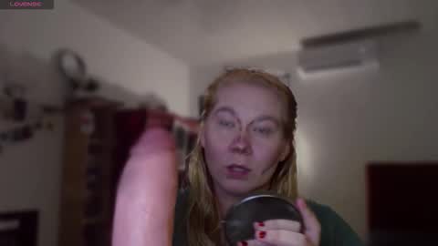 alisa_u online show from April 13, 10:37 pm