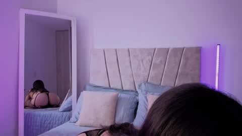     online show from April 9, 6:57 pm